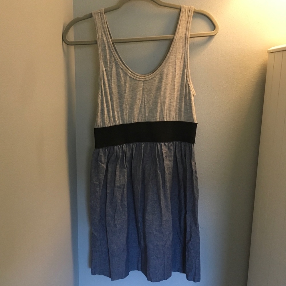 Scoop neck dress